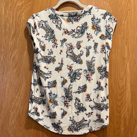 Daniel Rainn Cream Floral Lace Blouse - Picture 4 of 4